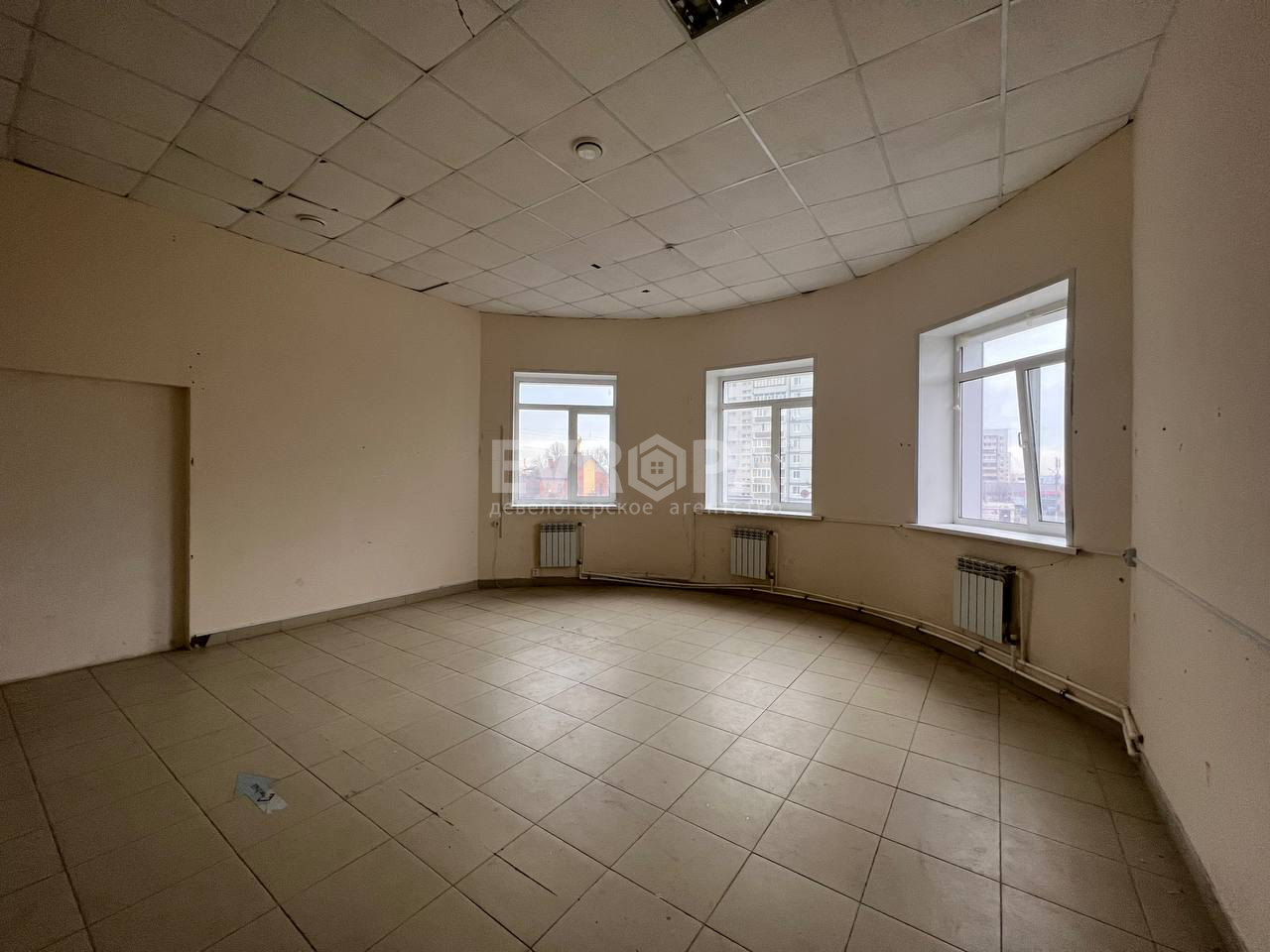 Продажа коммерческой недвижимости, 2550м <sup>2</sup>, Ульяновск, Репина улица,  д.8