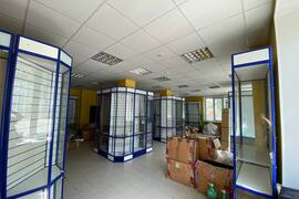 Помещение свободного назначения в аренду, 233 м², 1 этаж, 30 кВт, 2 входа
