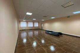 Здание Офис 420 м² 