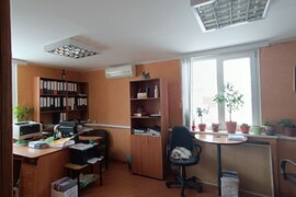  Офис 80 м² с отдельным входом (2 этажа)