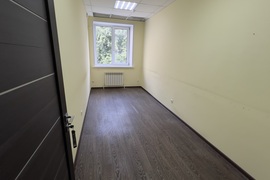 Офис / салон красоты 35–120 м² | мокрая точка в каждом кабинете | центр города | 2 этаж