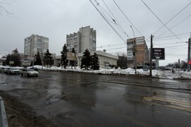 Здание Офис Торговое 1929 м²