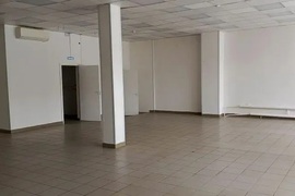 Торговая площадь в аренду, 136 м², первая линия, рядом Магнит и Гулливер, 15 кВт
