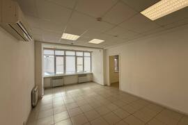 Офис Помещение 111 м² с ремонтом!
