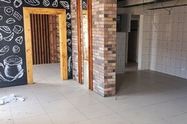 Торговое помещение 68,3 м² 
