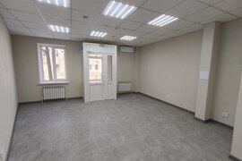Торговая площадь 41 м², 25 кВт, 2 входа, ремонт 2025
