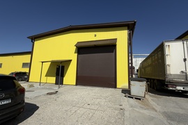 Производство-склад 140 м² + офис 44 м² на 1-й линии