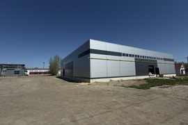 Склад / производство 1 200 м² | потолки 6 м | ворота 3,5 м | эстакада | газовое отопление