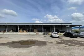 Склад 300 м² — тёплый, с эстакадой и навесом