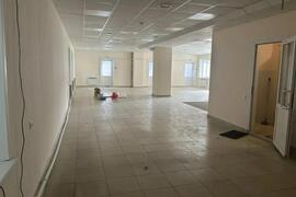Помещение 150 м² под магазин, 4 входа
