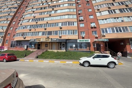 Помещение 219 м² под магазин, 1 линия