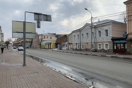 Здание 543 м² с парковкой, центр