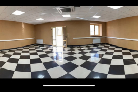 Офис 57,7 м² с личным балконом