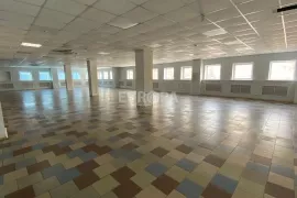Торговое  Офис Помещение 220 м²