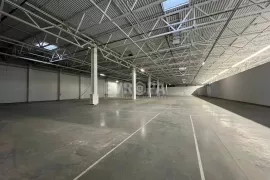 Склад Помещение Торговое  650 м²