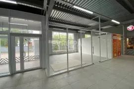 Торговое Помещение 56 и 30  м²