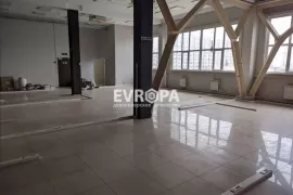 Офис Помещение   233,2 м²