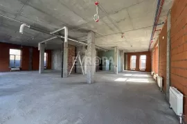 Офис - Торговое  246 м²