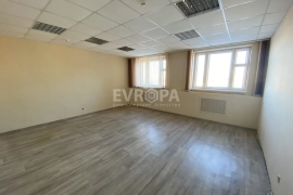 Помещение 48 м² под офис, кабинет, услуги в БЦ