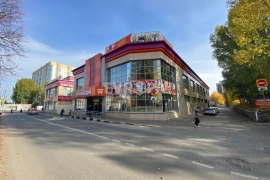 Торговое Помещение Офис 200 м²