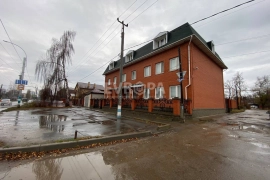 Отдельно стоящее здание 840 м² 
