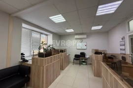 Офис 121 м² с отдельным входом | 1 этаж + цоколь | 13 700 000 ₽