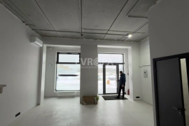 Свободного назначения 40 м² в аренду | 1 линия | пр. Зырина | высота 3,6 м | 15 кВт