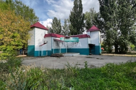 Здание 90 м² арендатор земля 11 соток