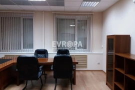 Офис в аренду, 342 м², 2 этажа, охраняемая территория, парковка 10 мест, ул. Доватора