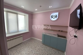 Кабинет / помещение свободного назначения в аренду, 38 м², 3 кабинета с водой, 1 этаж