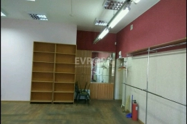 Офис / помещение свободного назначения в аренду, 52 м², центр, 2 этаж, ремонт
