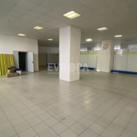 Помещение свободного назначения в аренду, 500 м², 100 кВт, 4 м, 2 входа