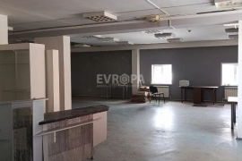 Помещение свободного назначения в аренду, 270 м², 2 этаж, 2 входа, 40 кВт
