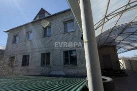 Дом 144 м² с гаражом, баней, 14,6 соток

