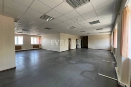 Офис 212 м² в аренду, 2 этаж, автономное отопление, 2 входа