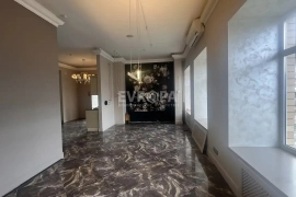 Помещение 150 м² под шоурум, офис или банк