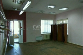 Помещение 52 м² под офис или магазин