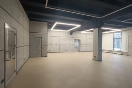 Помещение 240 м² под офис или торговлю
