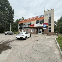 Коммерческая недвижимость 1527 м²