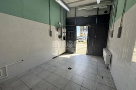 Помещение 55 м² под магазин, офис, бьюти-салон