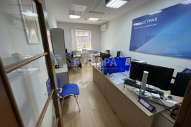 Помещение 286 м² под магазин, офис или клинику