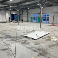 Помещение 500 м² под магазин, склад, шоурум