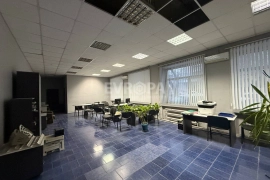 Помещение 225 м² под магазин, аптеку, банк, клинику
