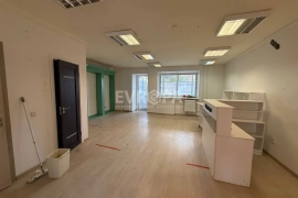 Помещение 60,5 м² под магазин, салон, офис