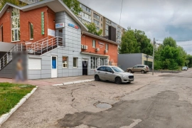 Помещение 400 м² под магазин, офис, склад
