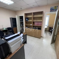 Помещение 90 м² под офис, кабинет услуг