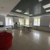Офис 390 м² на Федерации, свой вход и парковка
