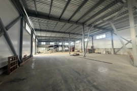 Склад и производство 1400 м² на Созидателей с отоплением
