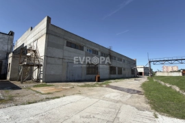 Производственный корпус 2300 м² с кран-балками