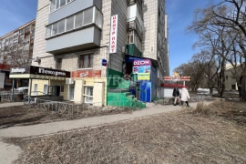 Помещение 153 м² под магазин, парковка